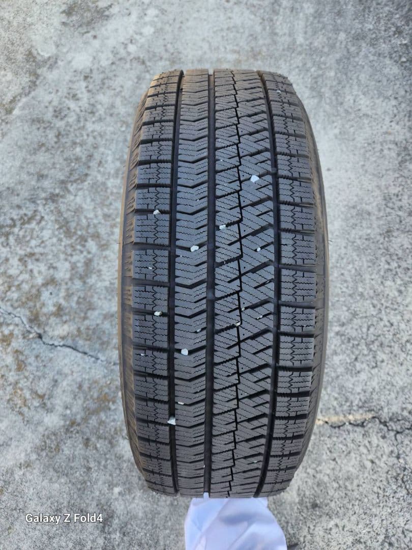 205/60R16 92Q BS スタッドレス　2024年製造