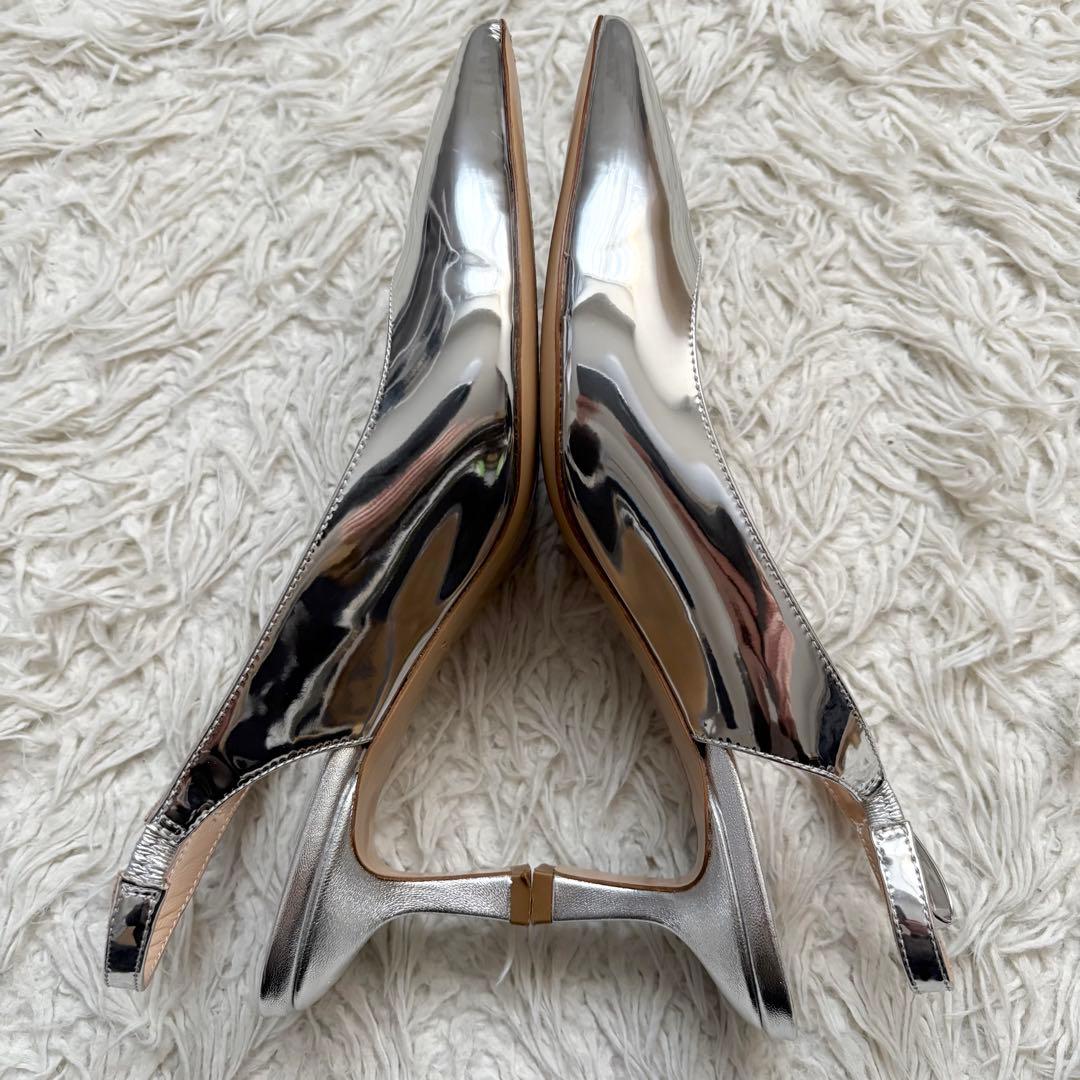 美品　ファビオルスコーニ メタリックバックストラップパンプス　24cm シルバー