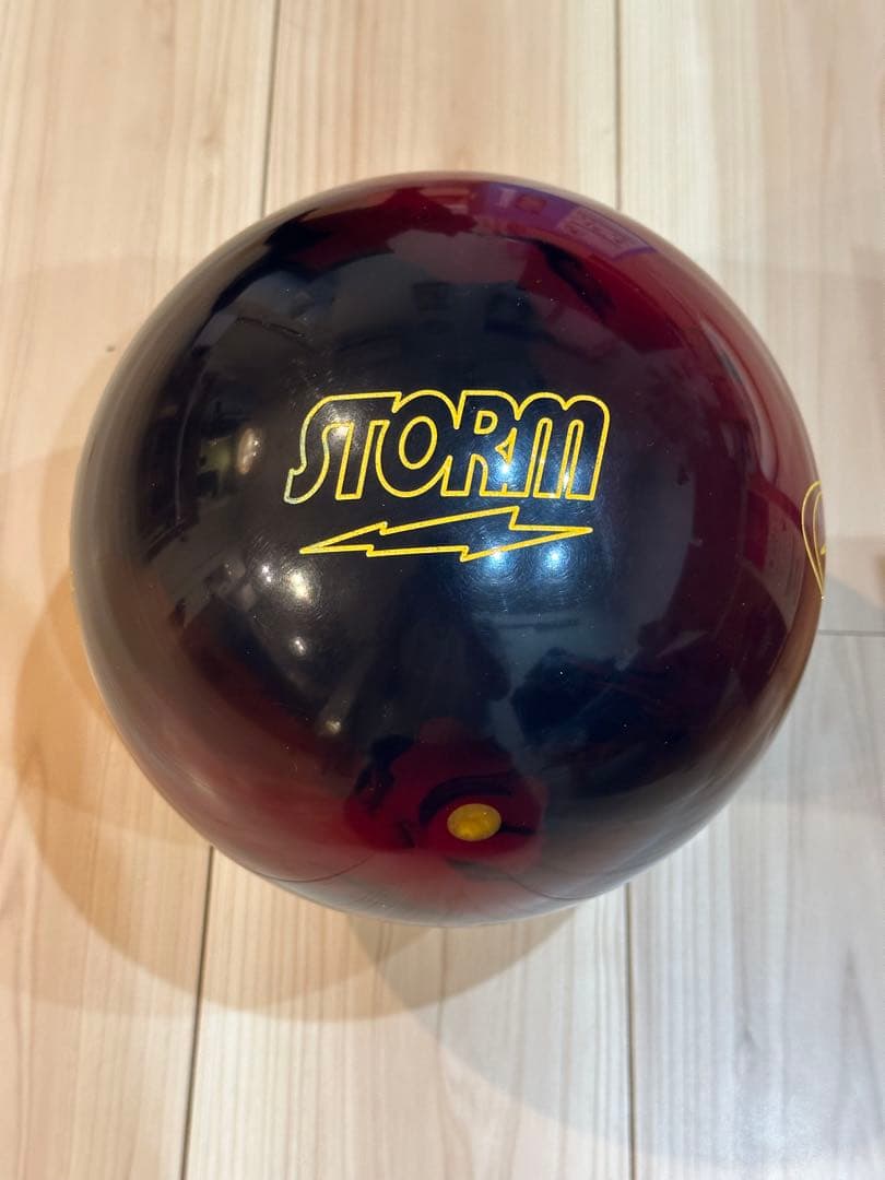 Bite Frost ボウリングボール 15ポンド