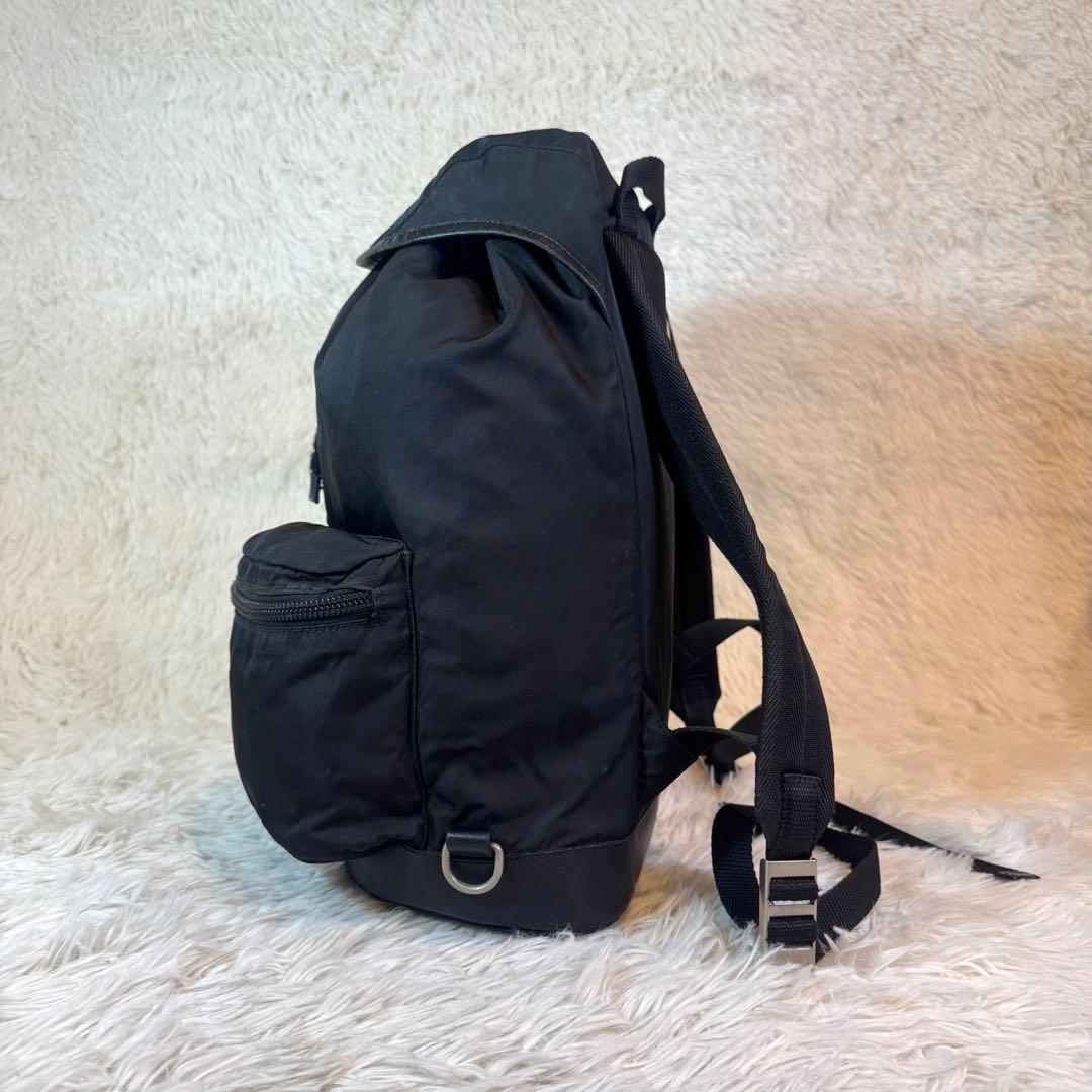 人気✨プラダ リュック 三角ロゴ サフィアーノレザー テスートナイロン ブラック