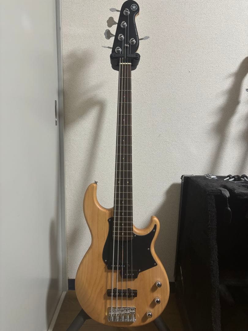 早い者勝ち最終値下YAMAHA BB235 5弦ベース　ヤマハ