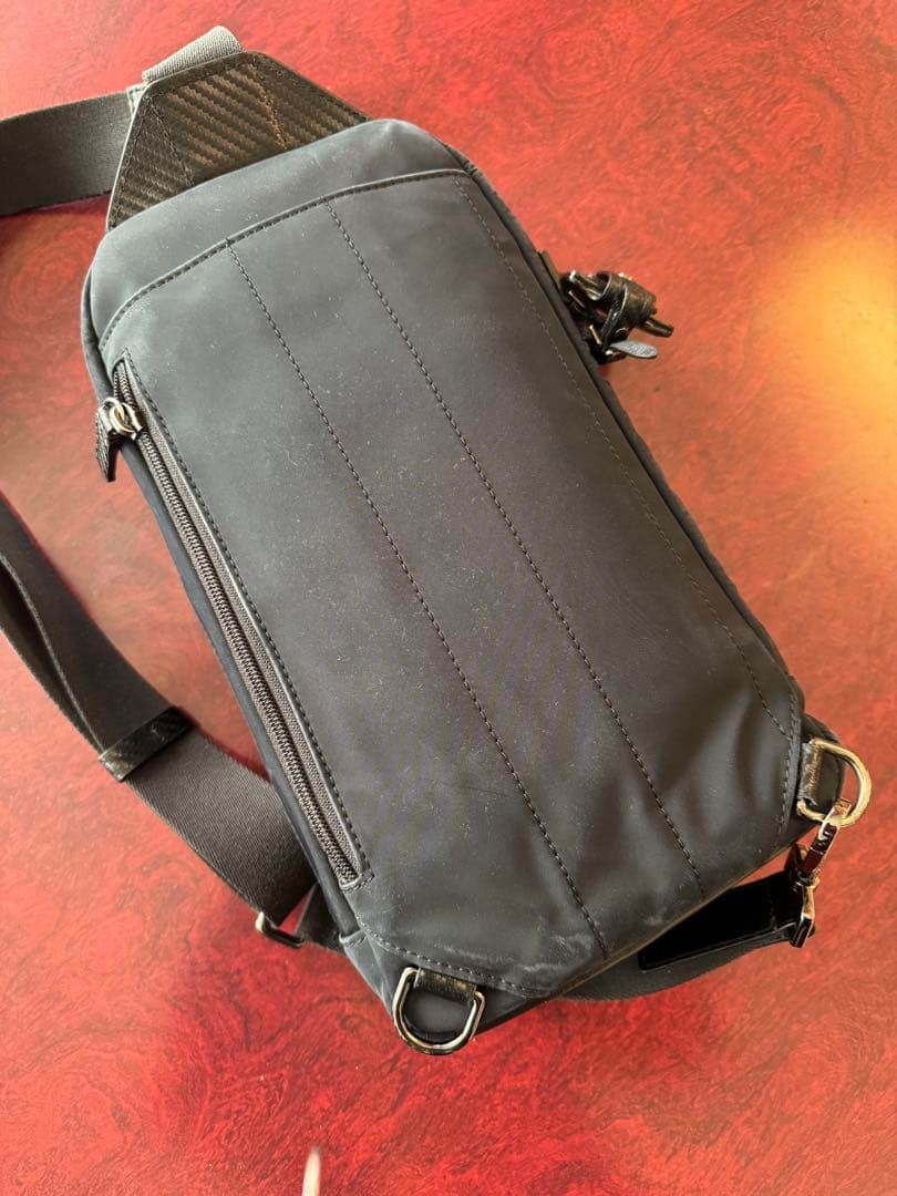 バッグ TUMI Ridgeview Sling Bag BLACK CARBON