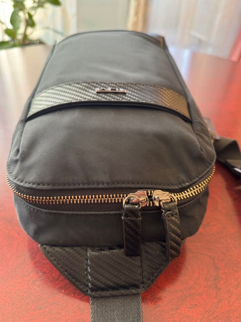 バッグ TUMI Ridgeview Sling Bag BLACK CARBON