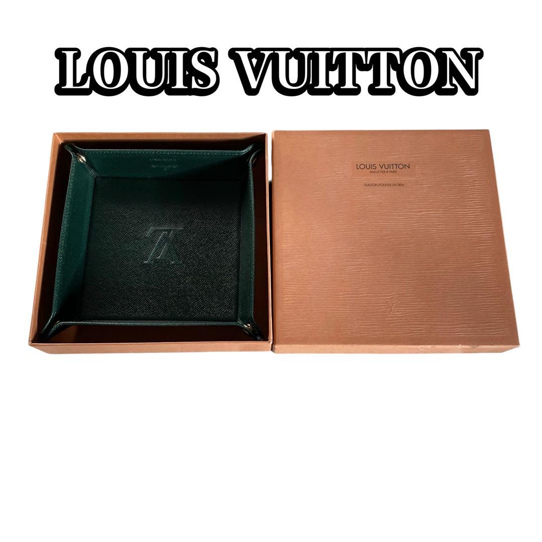 LOUIS VUITTON ルイヴィトン 小物入れ アクセサリーケース タイガ