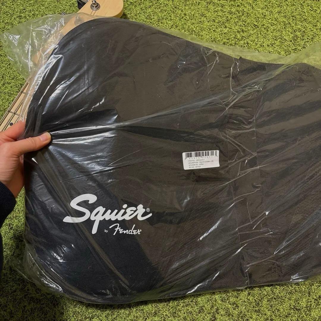 Squier by Fender bronco bass エレキベース ケース付