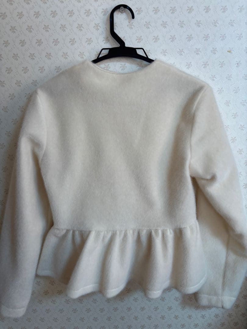 bibiy ペプラムカーディガン