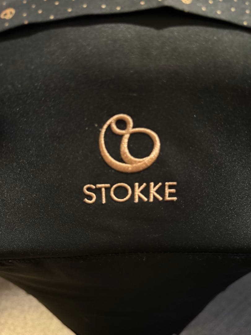る*ん様 Stokke ベビーカー ブラック ポルカドット