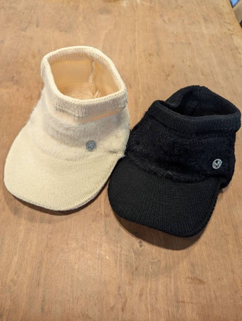 新品 白 ニット帽 つば付き 黒 耳当て サンバイザー ゴルフ レディース