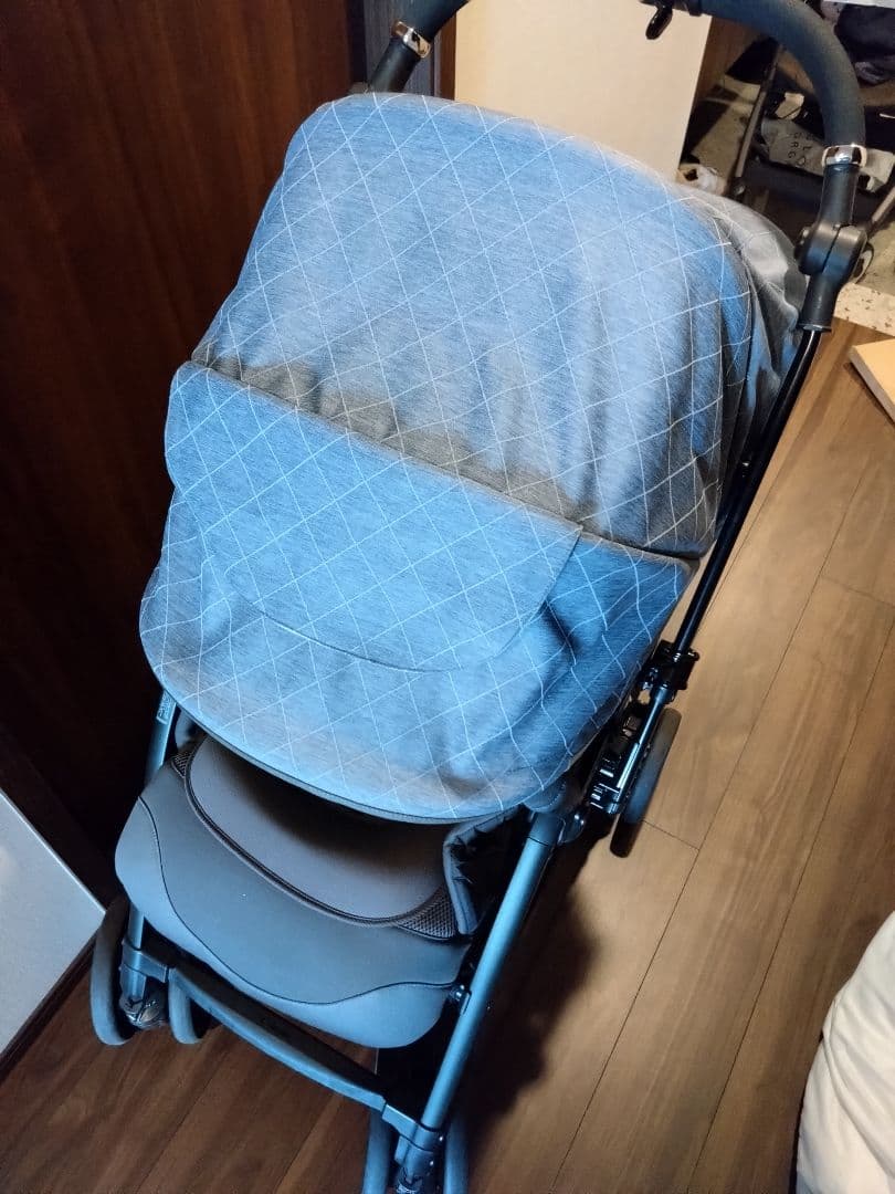 コンビ クロスゴー 4キャス エッグショック ブルー　レインカバー付