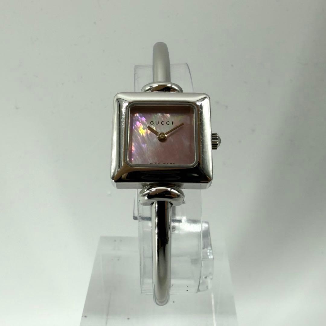 【稼働】グッチ 1900L 腕時計 ピンクシェル スイス製 バングルウォッチ