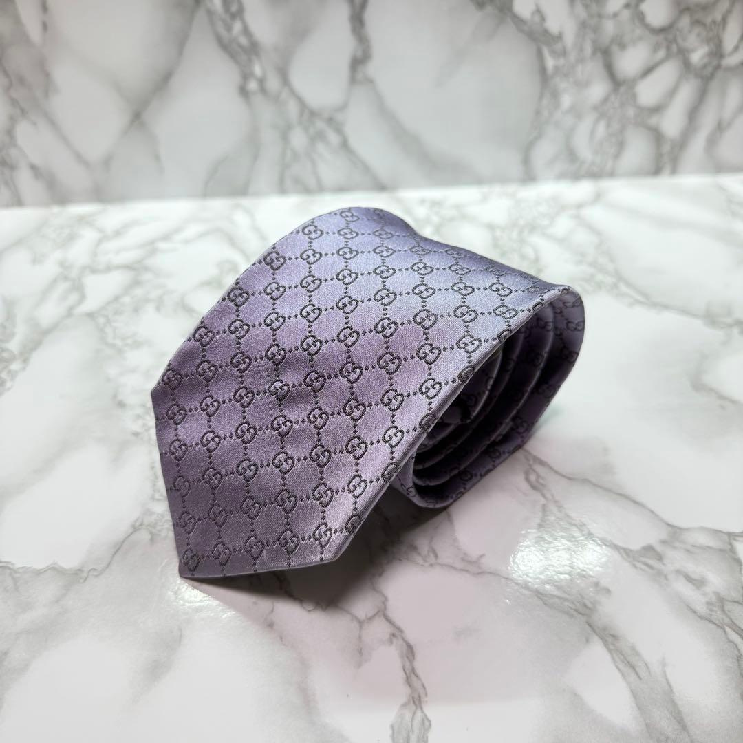 ✨極美品✨ 近年モデル GUCCI ネクタイ シルク100% GG柄 ベルト 艶