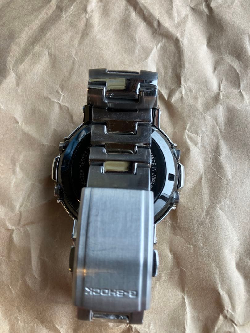 CASIO G-SHOCK AWM-500 ソーラー充電 時計