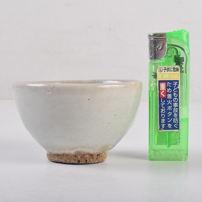 朝鮮美術　李朝　高麗白磁　染付　逸字文　盃　時代箱付　M　R8877