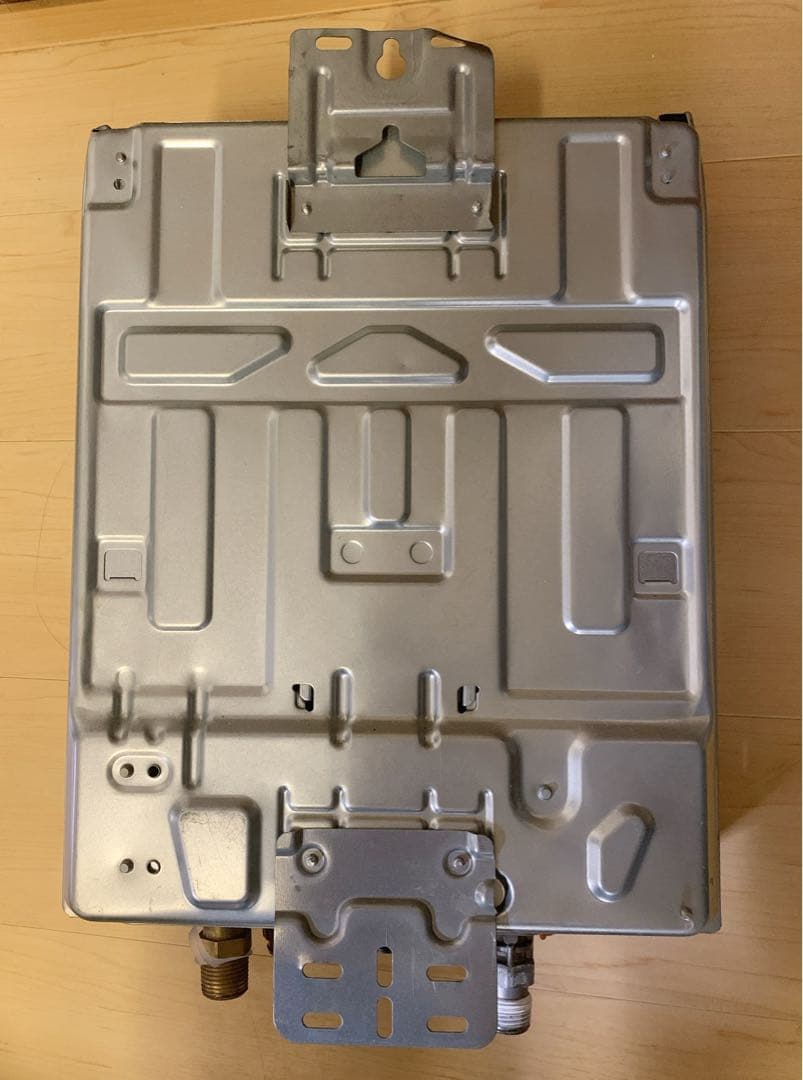 リンナイ 小型湯沸かし器 5号　プロパンガス（LP）RUS-V560（SL）