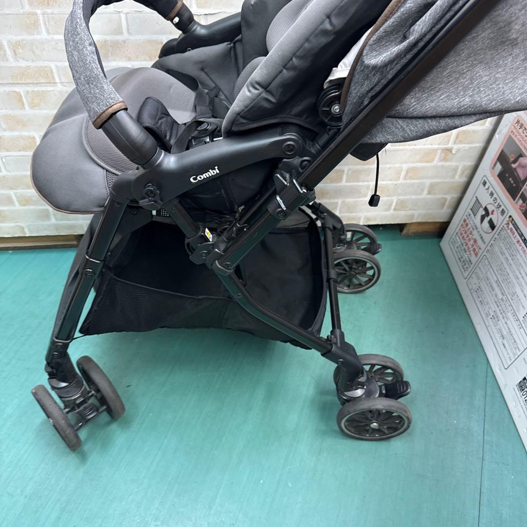 コンビ　ベビーカー　スゴカル@4キャス　コンパクトエッグショックHT