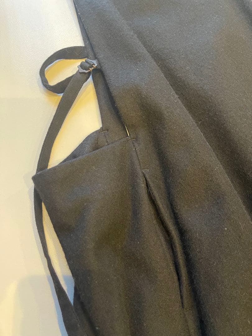 GASA紺メルトンピエロカラーエプロンワンピース