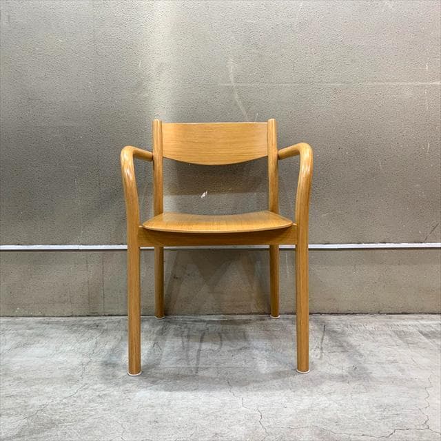 無印良品オーク材ダイニングアームチェア