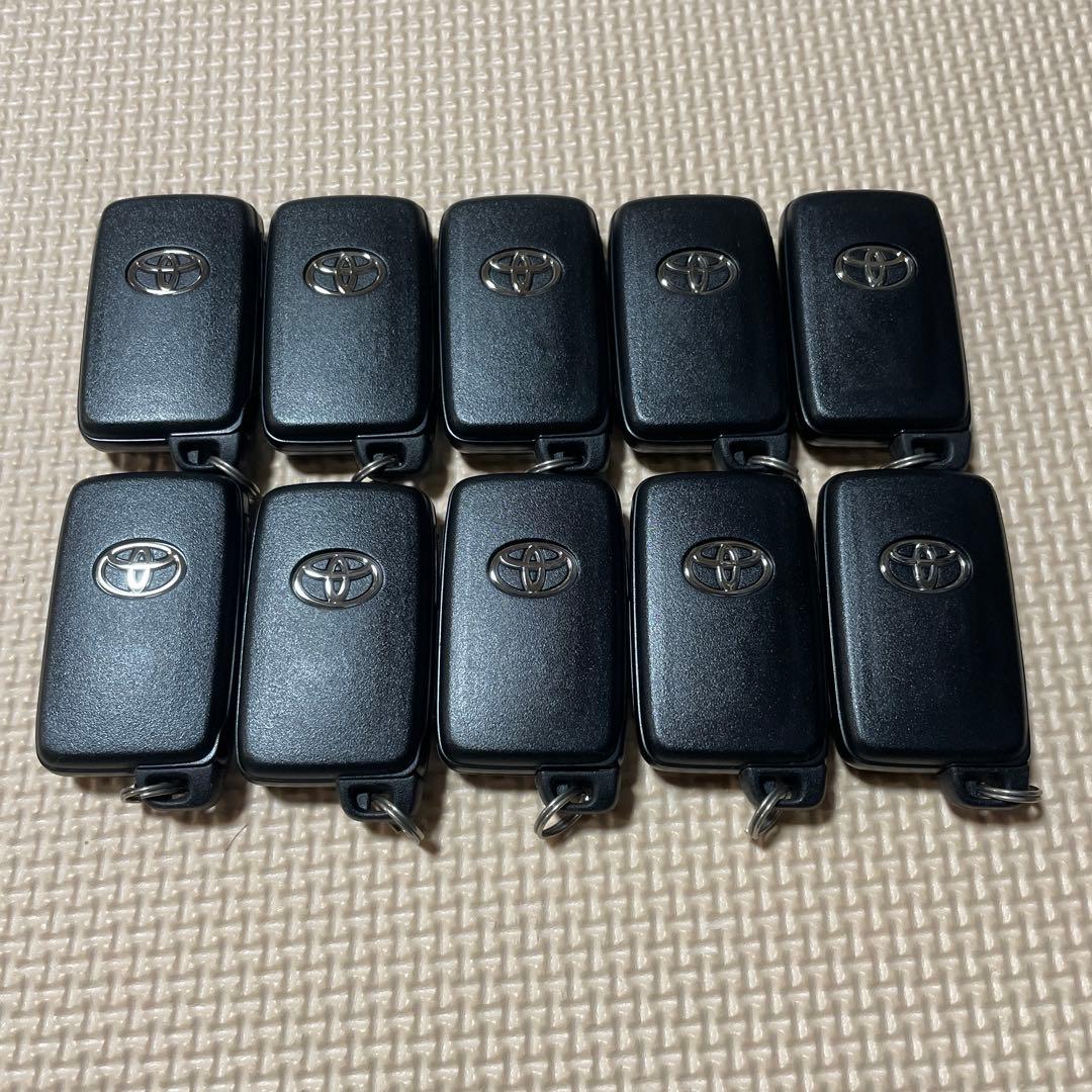 トヨタ 純正　スマートキー10個セット　ヴィッツ　アクアプリウスαプリウス
