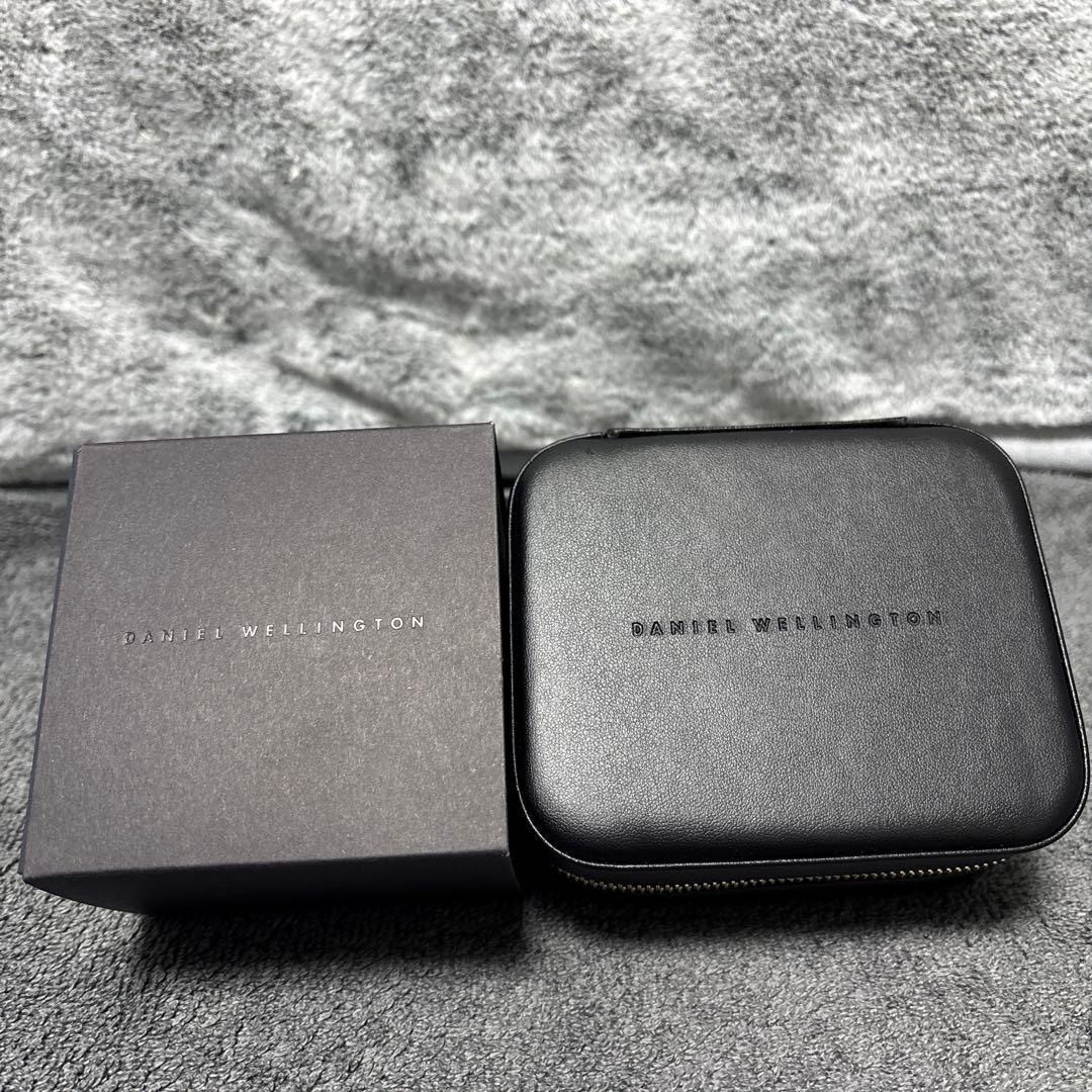 ダニエルウェリントン　腕時計　＋　ジュエリーケース（おまけ）