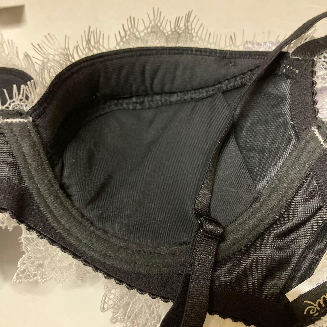 ワコール　サルート [限定コレクション]ブラジャー C70