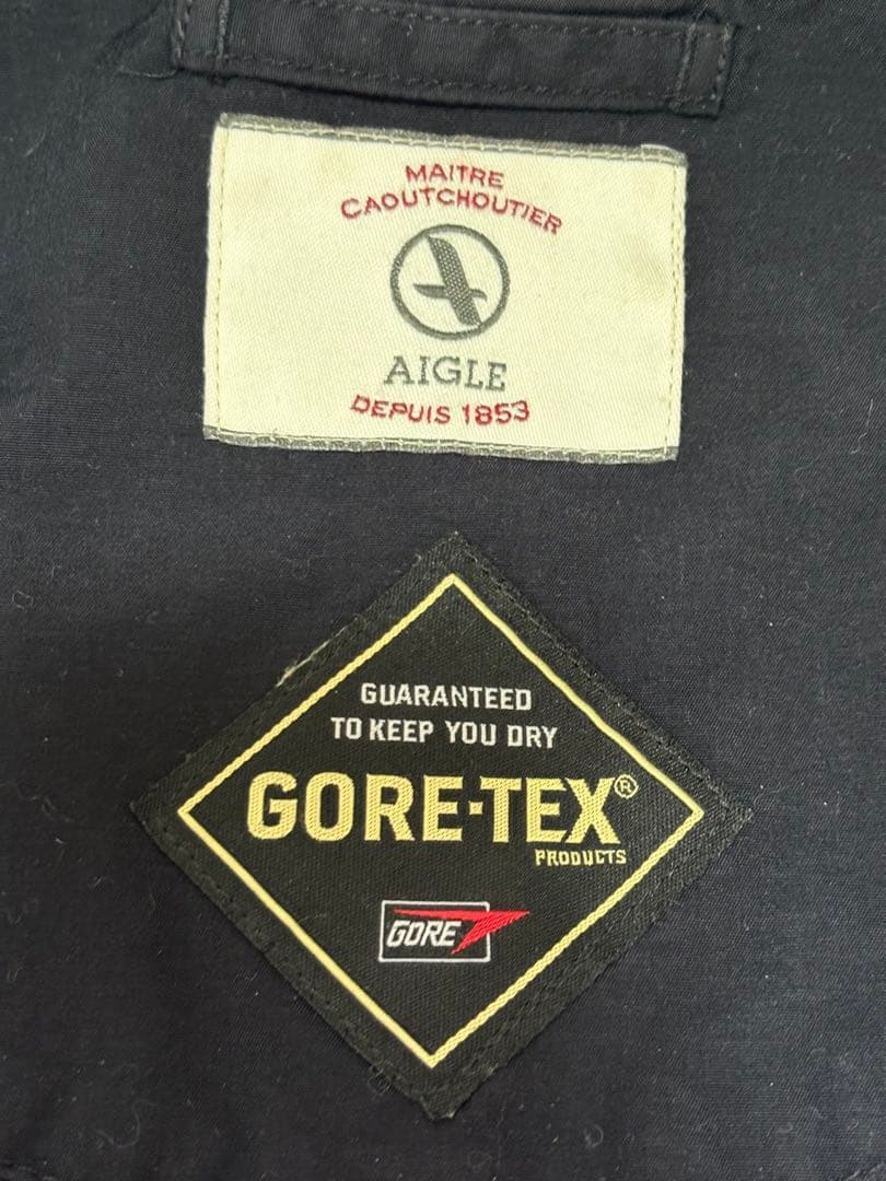 AIGLE エーグル GORETEX ファー付きトレンチコート黒 レディース　S