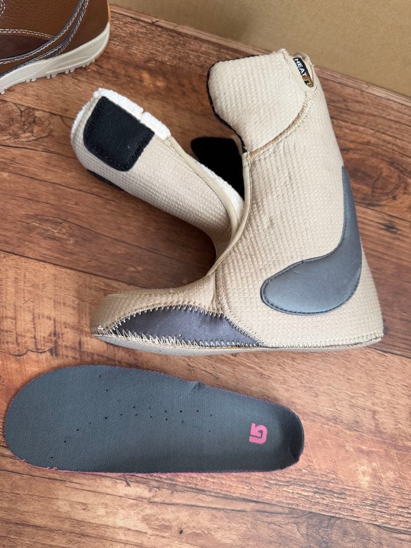 BOA搭載 バートン　ライムライト　ワイド　スノーボードブーツ　23.5cm