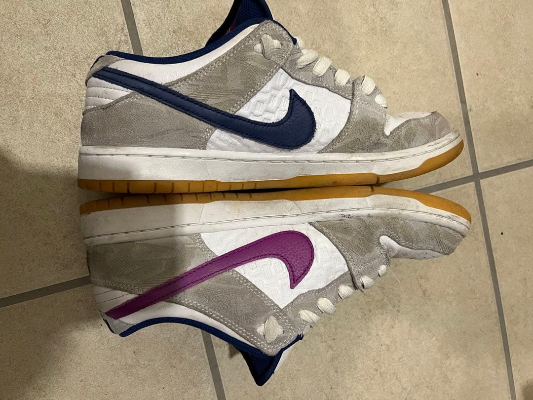 ライッサレアウ　NIKE