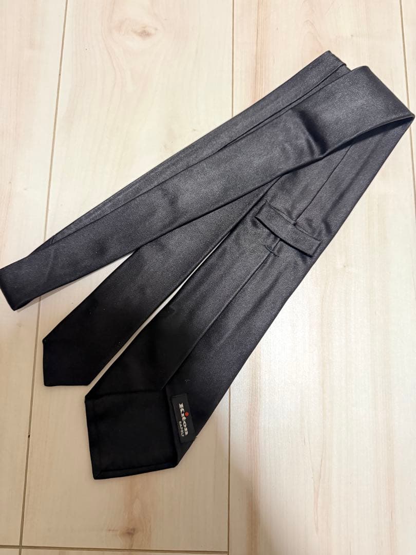 最高級　Kitonキートン　セッテピエゲ　ネクタイ　肉厚　ブラックタイ