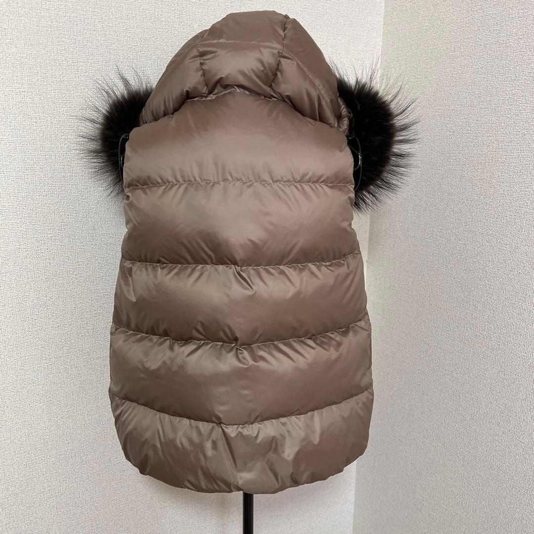 極美品ナノユニバース　西川ダウンベスト