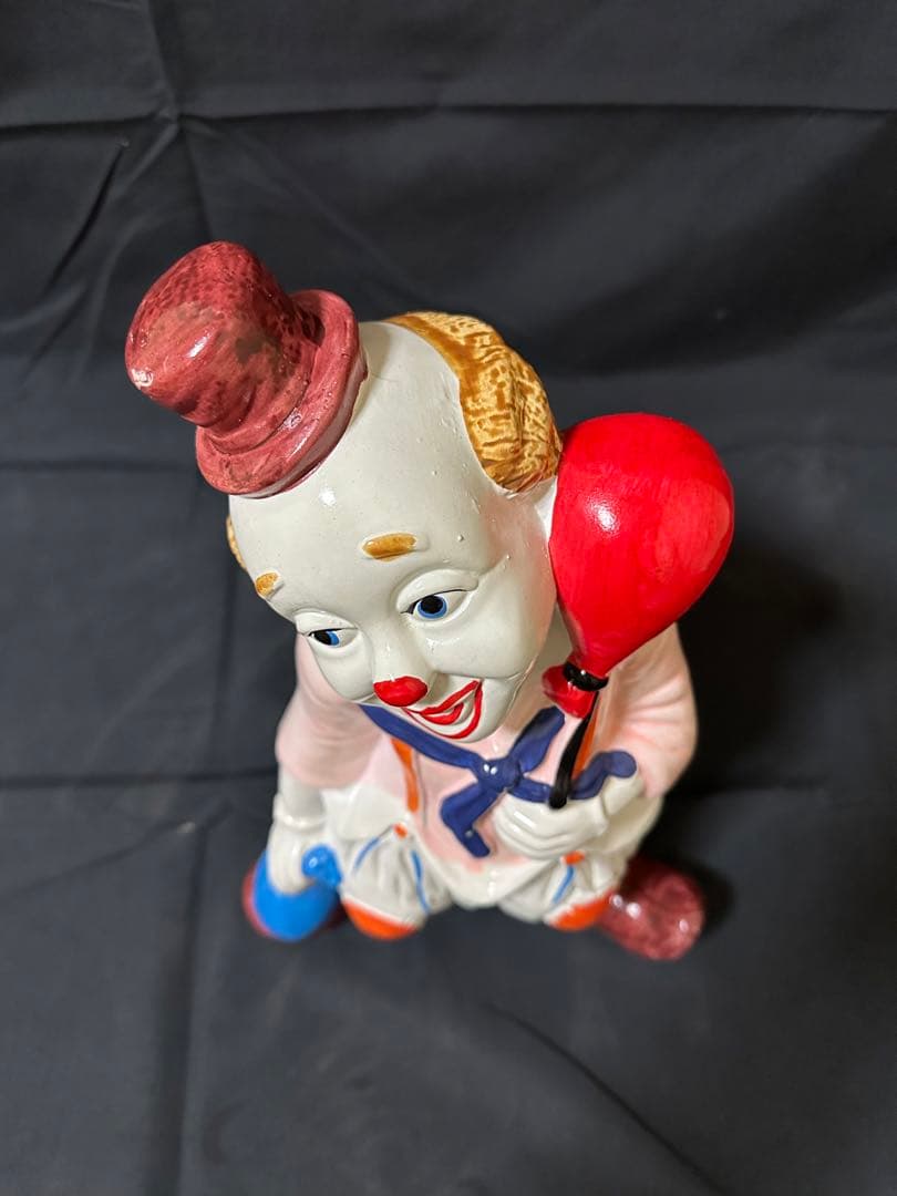 陶器製クラウンバンク 貯金箱（風船持ち）