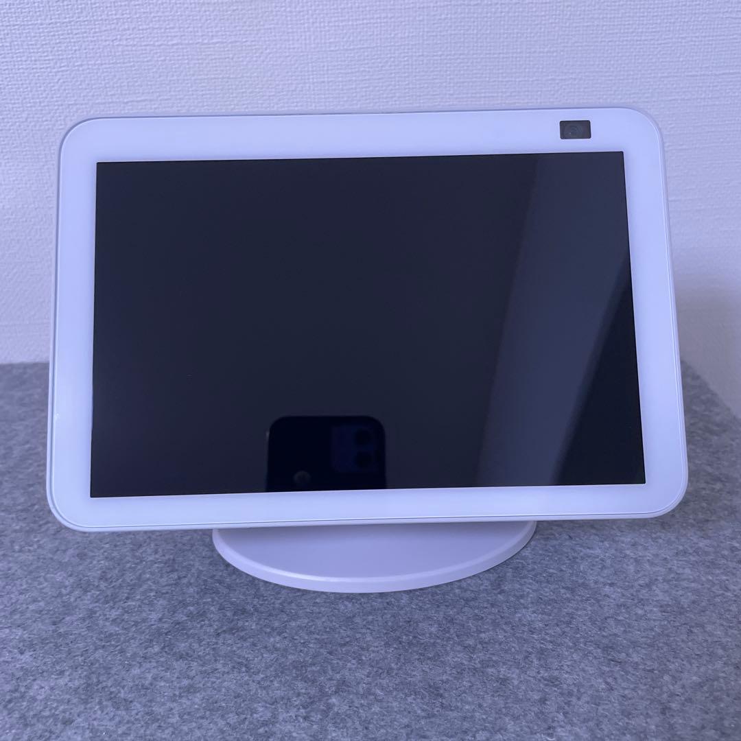 Amazon Echo Show 8（第2世代）とスタンド