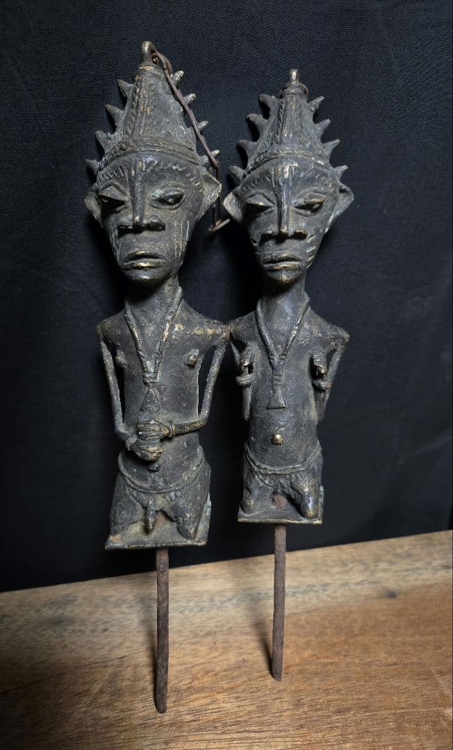 自立不可ナイジェリアヨルバ族鉄製男女オブジェアフリカプリミティブアート