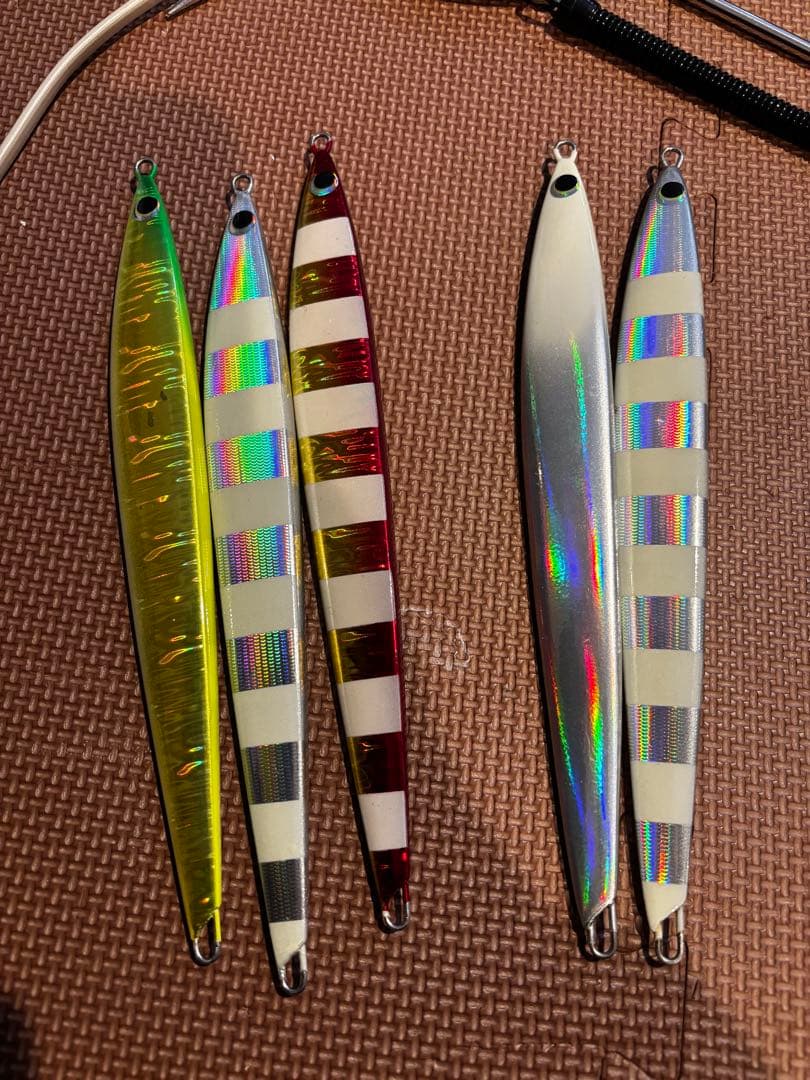 メタルジグ　グレムリン　トンジギ キハダ　クロジギング400g、500g