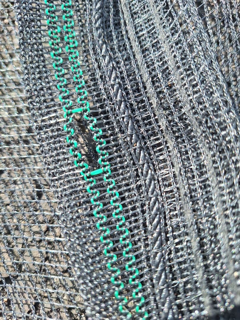 「お値下げ致しました」ビニールハウス用遮光ネット(網タイプ)