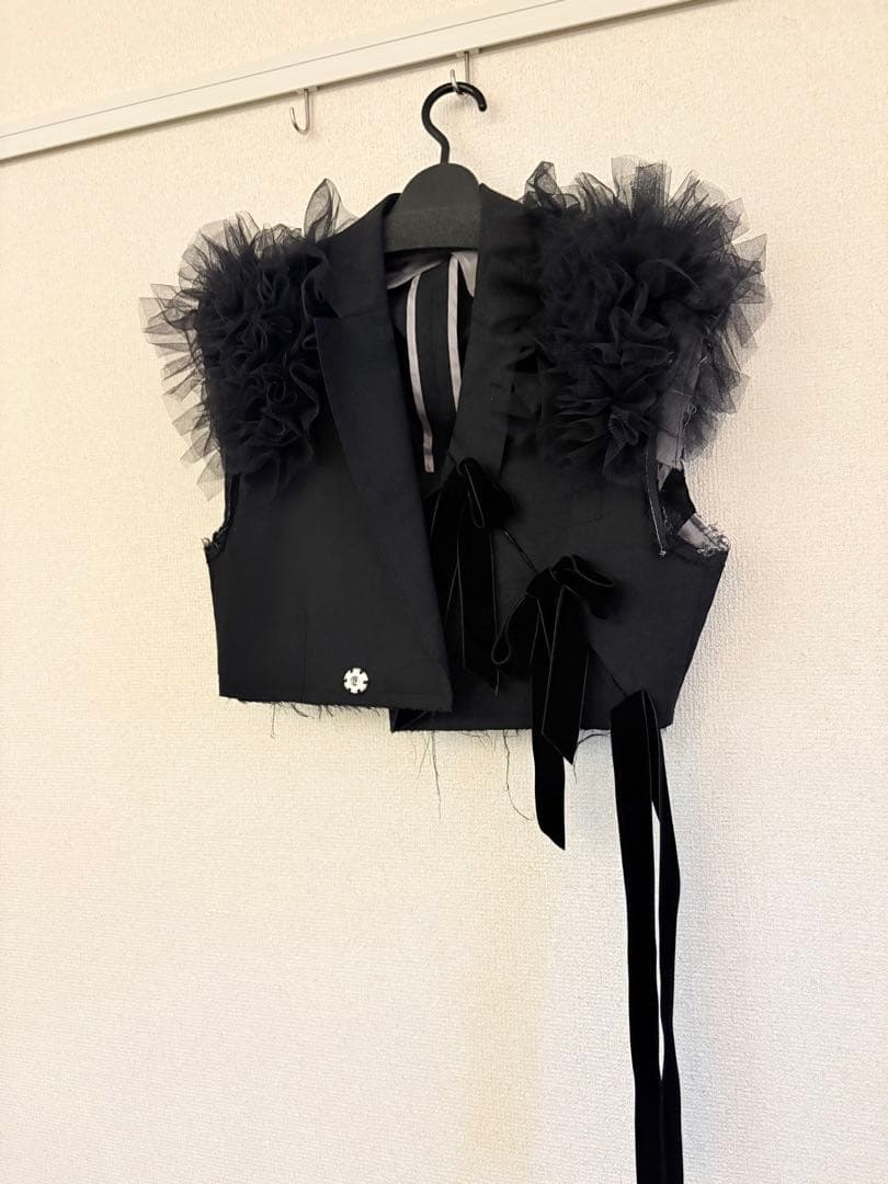 litmus リトマス チュール付きヴィンテージブラックベスト