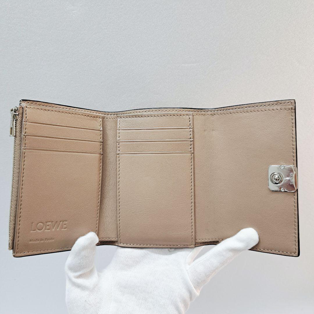 LOEWE トライフォールド 三つ折り財布 ベージュ