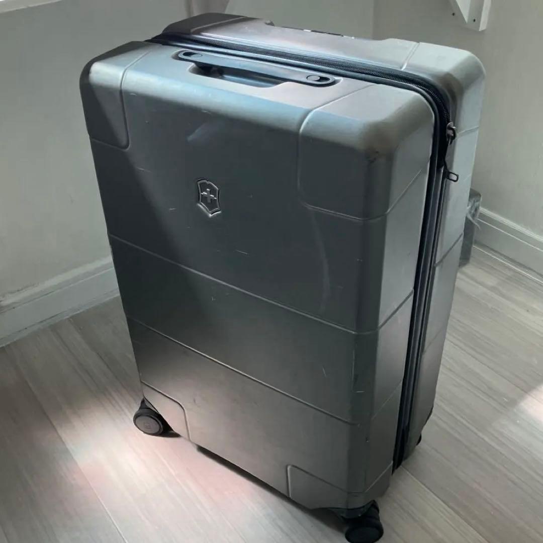 a*s様 純正　VICTORINOX レキシコン　ハードスーツケース　68x45