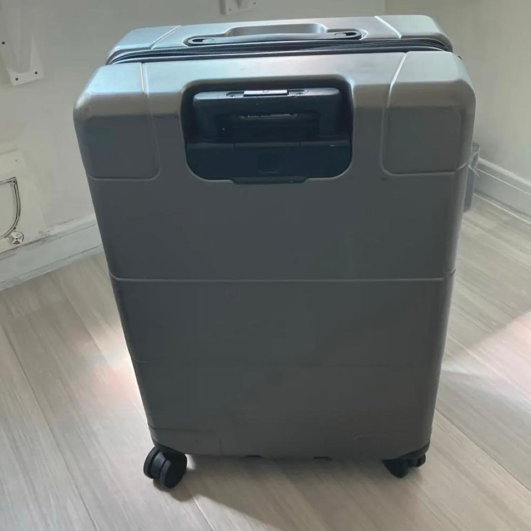 a*s様 純正　VICTORINOX レキシコン　ハードスーツケース　68x45