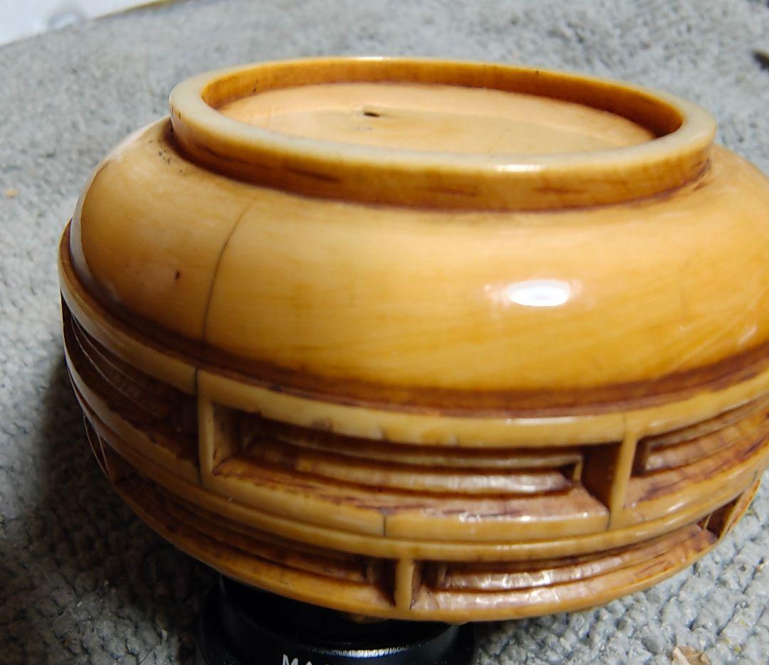 龍*ん様 竜の彫刻の小物入れ　骨董、アンティーク