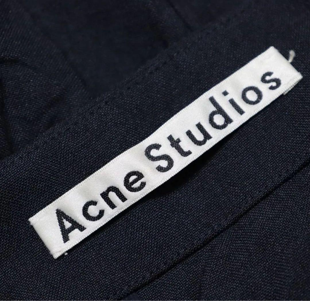 Acne Studios ネイビー プリーツスカート