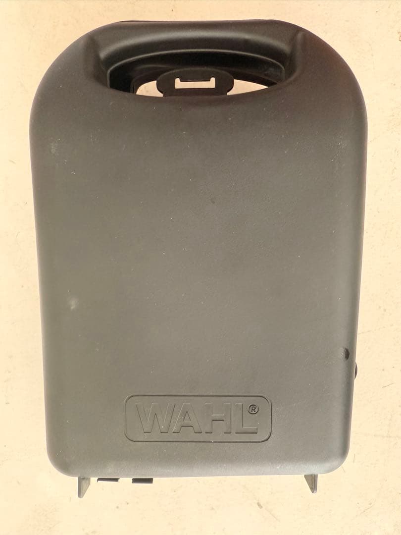 WAHL 充電式バリカン 収納ケース付き