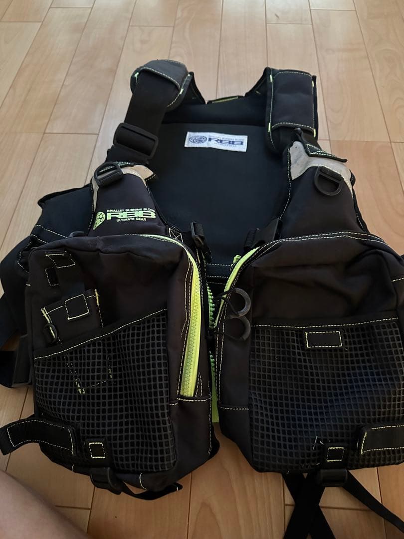 ライフジャケット　リバレイ　RBB ノンクレームでお願いします