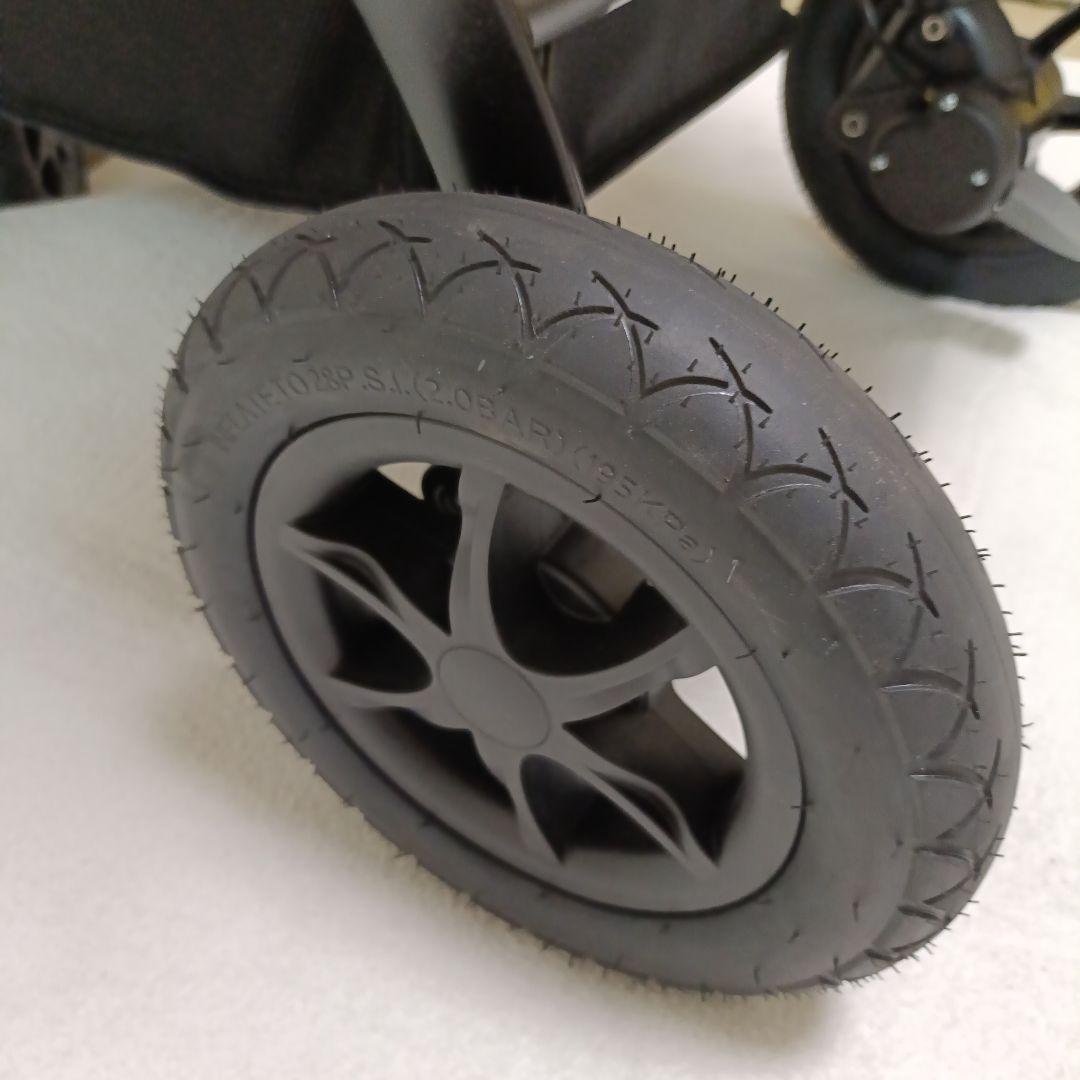 【極美品】Joie ジョイー ライトトラックス　 三輪ベビーカー