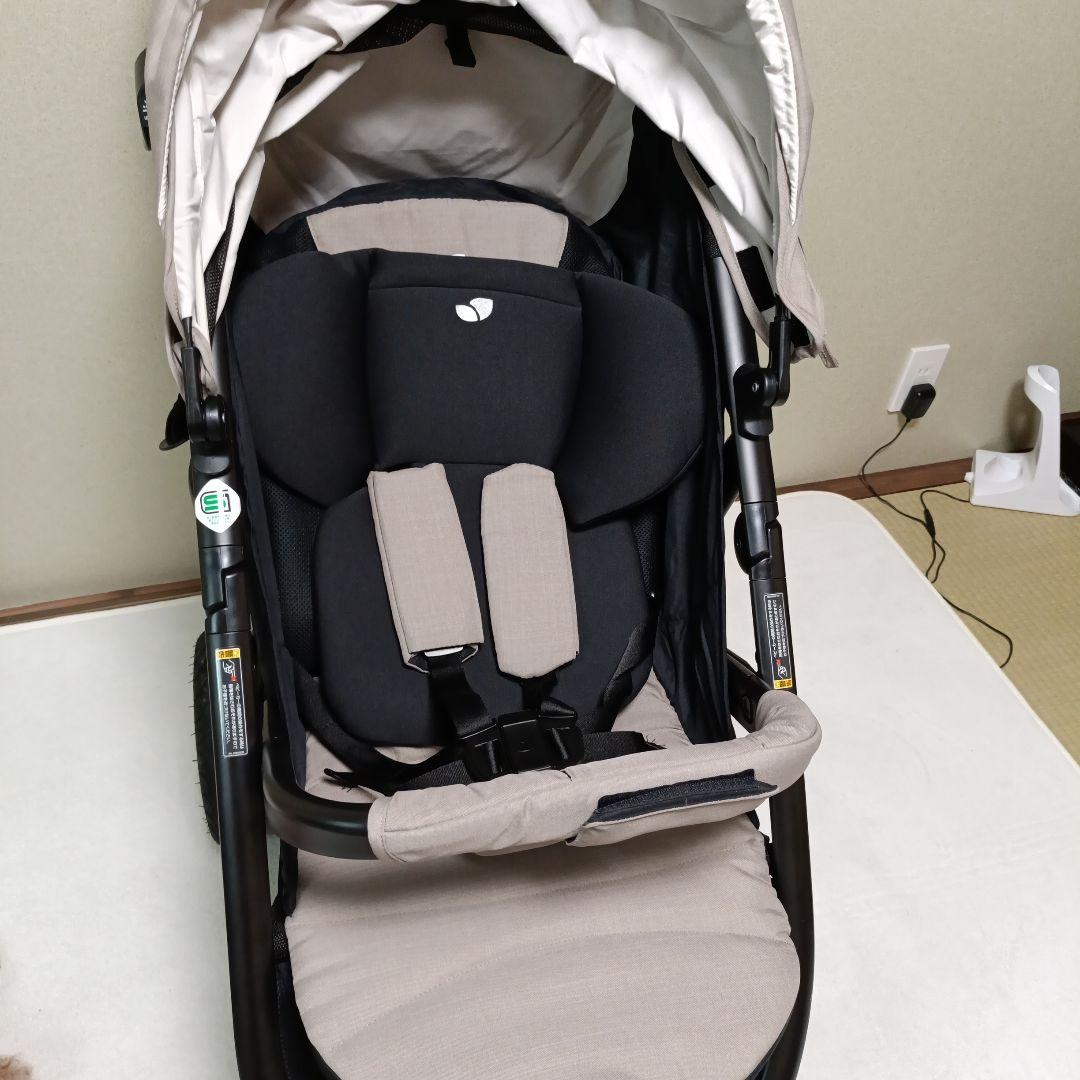 【極美品】Joie ジョイー ライトトラックス　 三輪ベビーカー