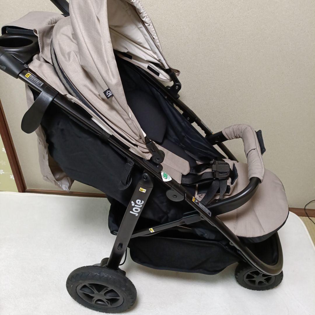 【極美品】Joie ジョイー ライトトラックス　 三輪ベビーカー