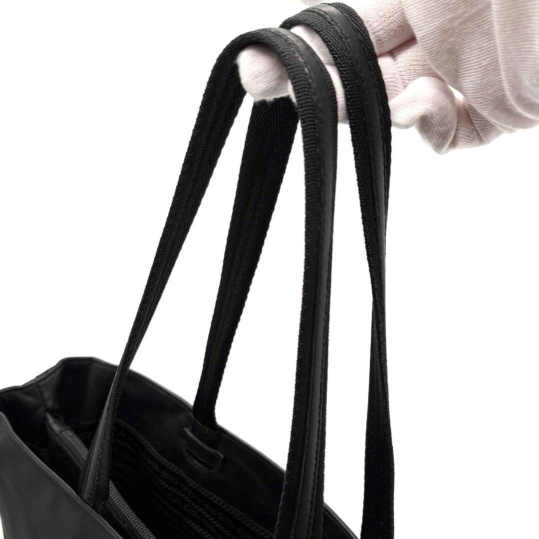 美品✨プラダ トートバッグ ナイロン レザー 三角ロゴ 肩掛け 白タグ ブラック