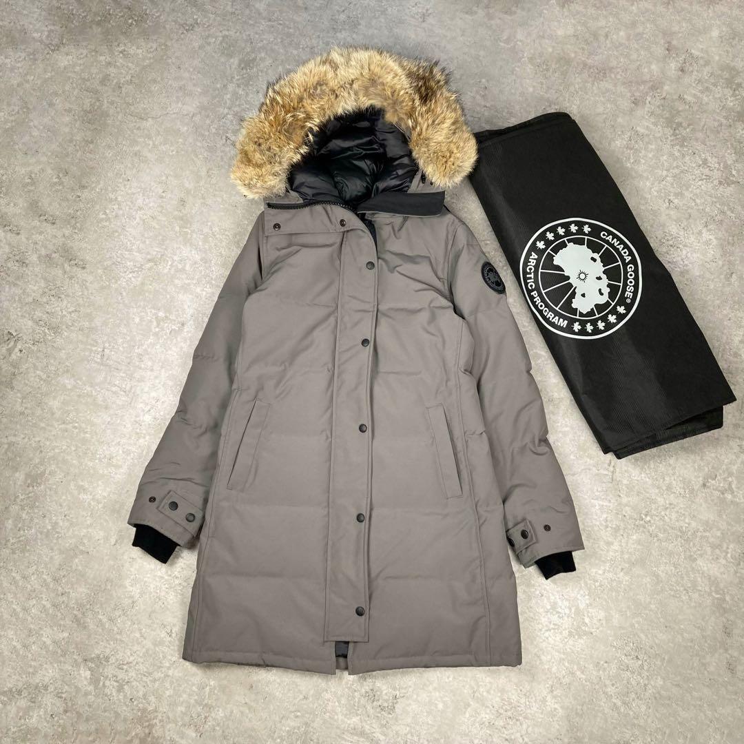 カナダグース シェルバーン　3802LB ブラックレーベル　サザビー　S グレー