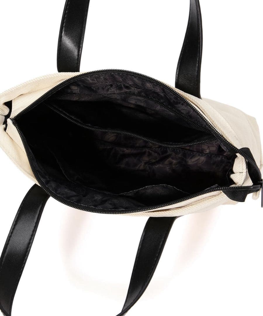 【新品未使用】【SWAGGY BUNNY】カートバッグ (UNISEX)