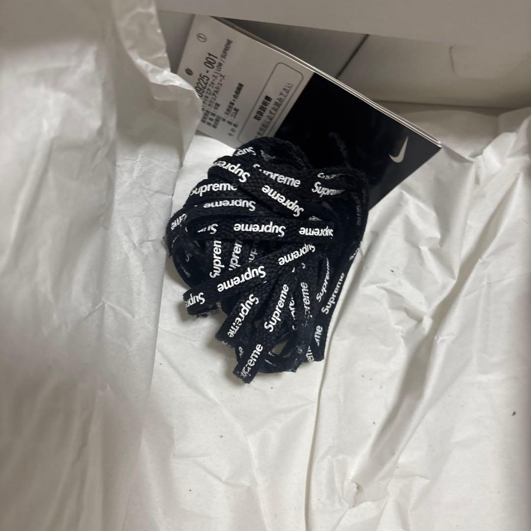 ツ*ー様 Nike Air Force 1 Supreme ブラック