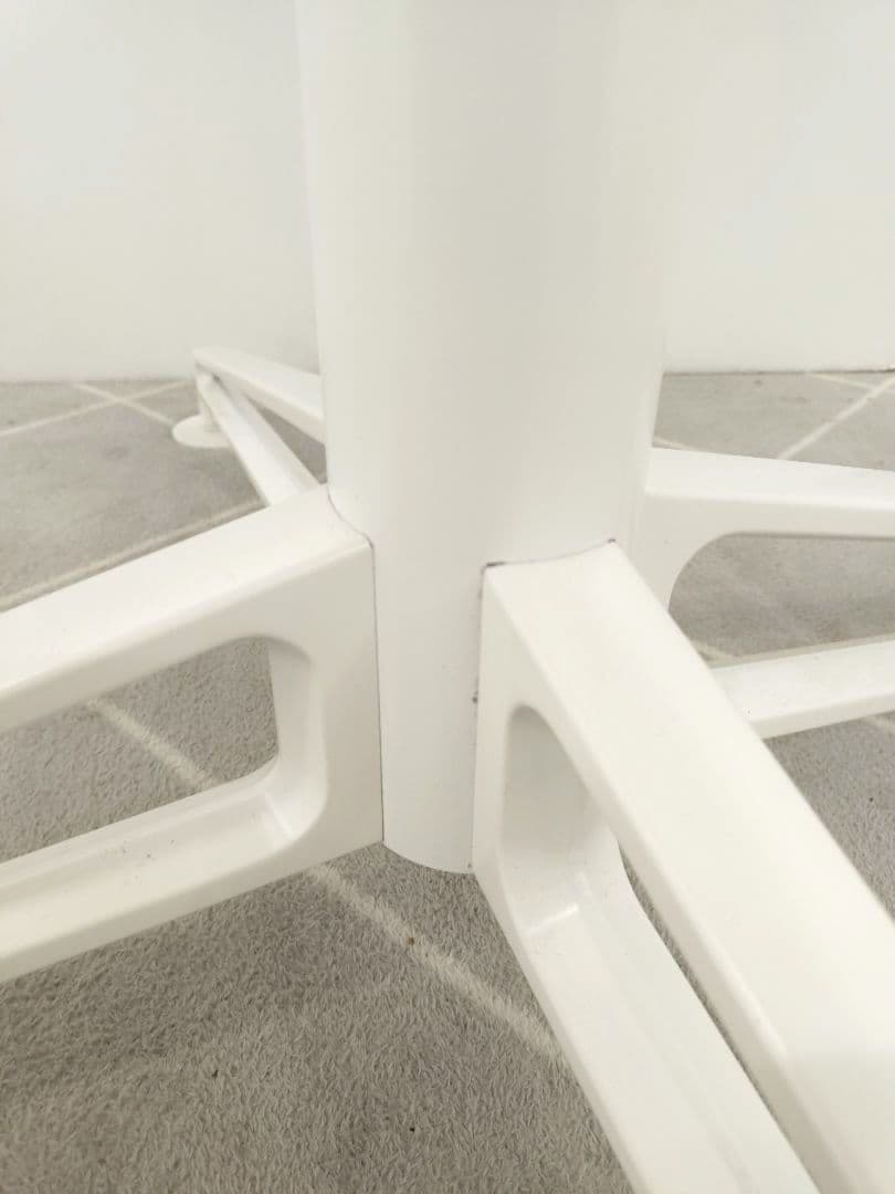 HarmanMiller PROSPECT ハーマンミラー ラウンドテーブル